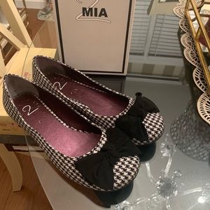Mia 2 Twiggy flat blk/white
